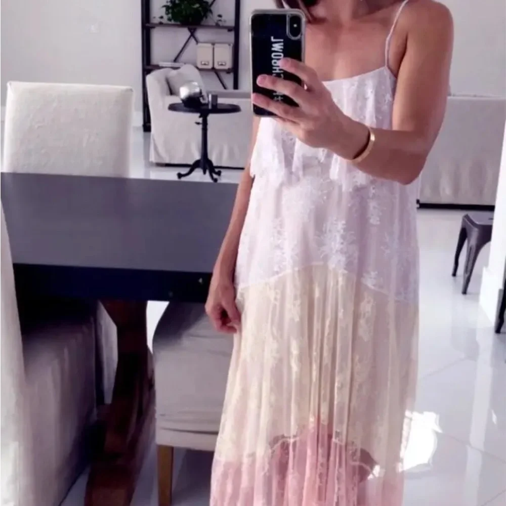 Philosophy di Lorenzo Serafini Sunset Lace Ruffle Maxi Dress - Picture 2 of 5